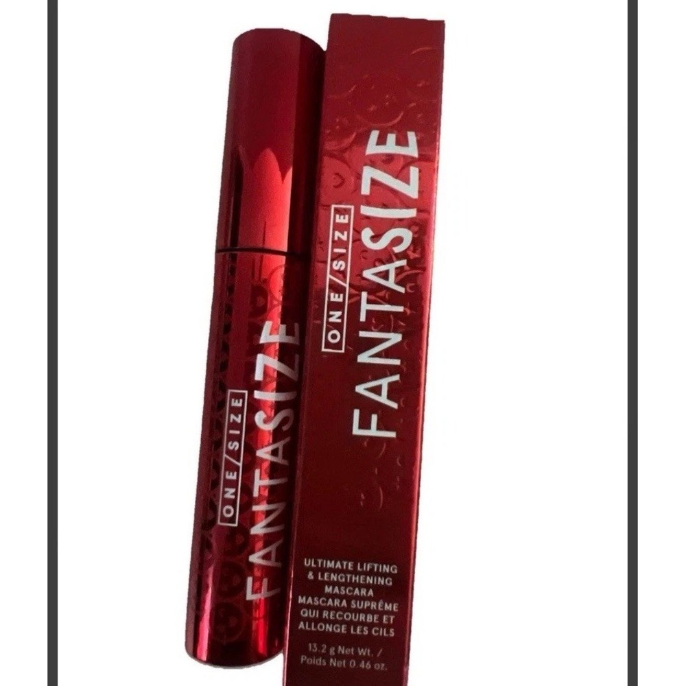 ONE/SIZE Fantasize Mascara‎ Lifts  Lengthens Bodacious Black 24 Hour Wear 0.46oz